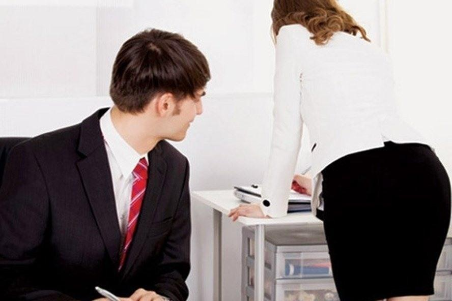 hành vi gợi dục