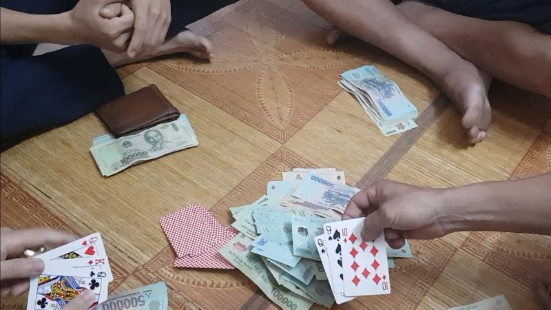 Cho mượn địa điểm đê đánh bài dịp tết thì có vi phạm pháp luật không?