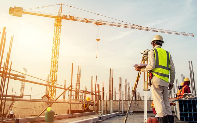 Trường hợp nhà thầu liên danh thực hiện công trình xây dựng thì thành phần ký biên bản nghiệm thu bao gồm những ai?