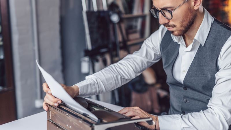 Người được ủy quyền có được ủy quyền lại cho người khác không?