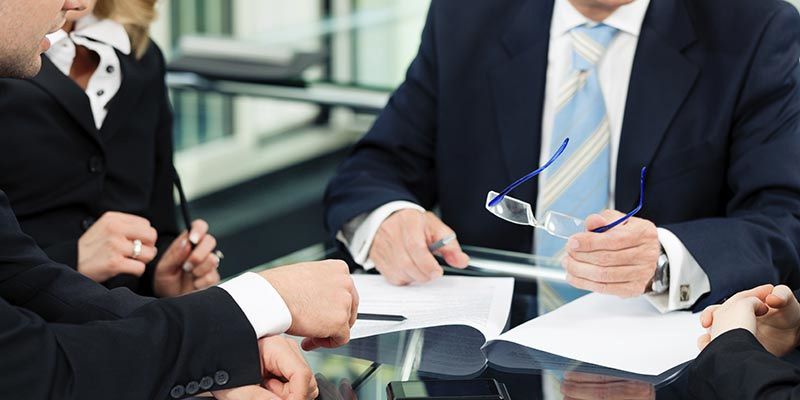 Legal regulations on foreign workers changing companies in vietnam