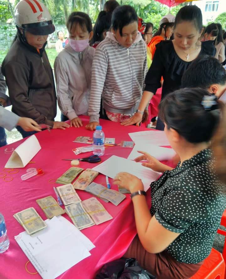 Hình ảnh người lao động doanh nghiệp còn nợ lương