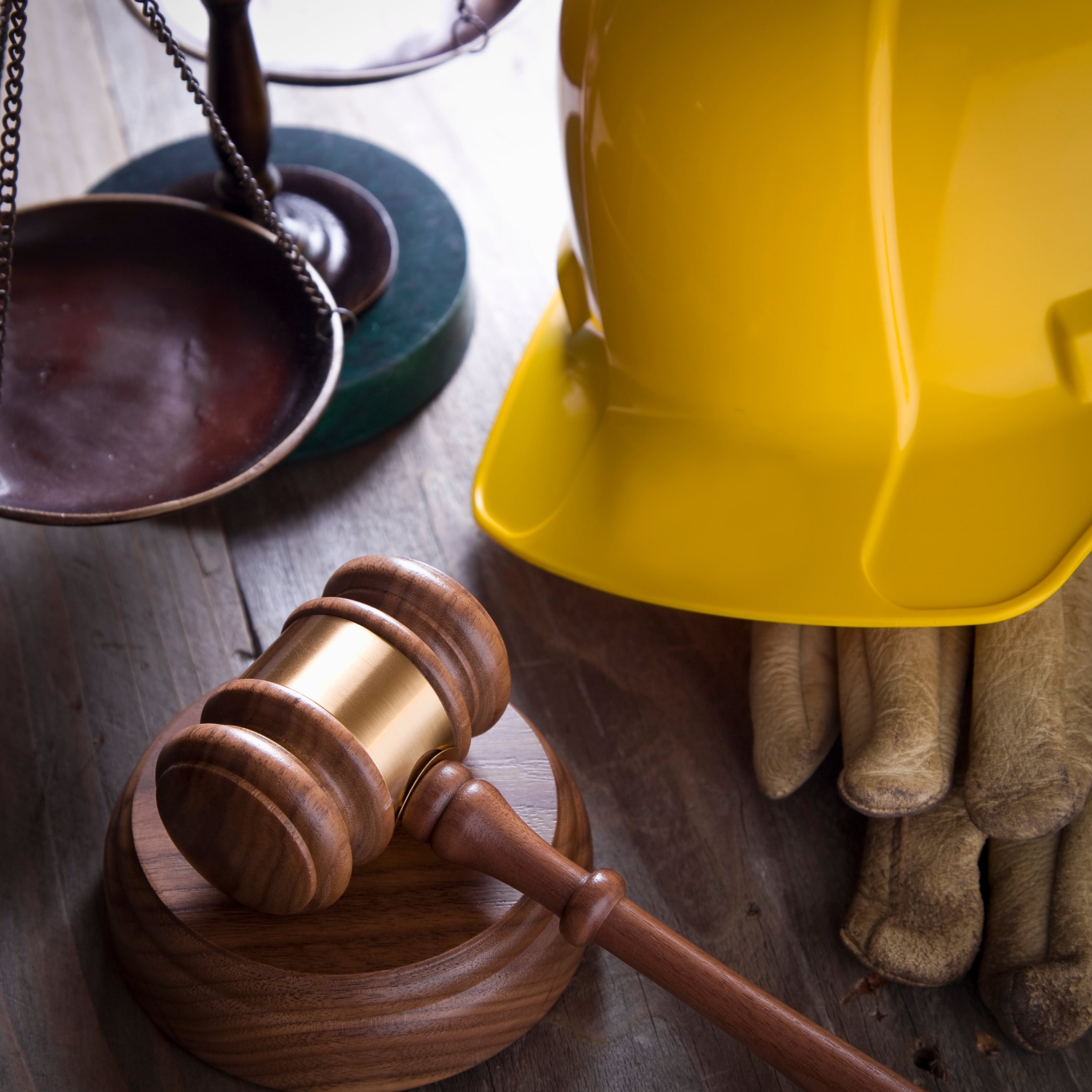 Quyền lợi của lao động nữ được quy định như thế nào?