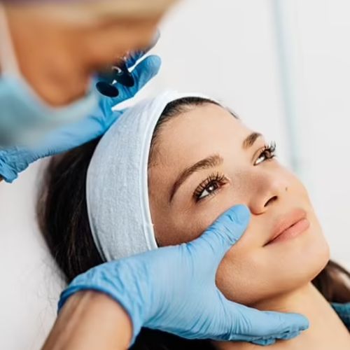 Trách nhiệm của cơ sở thẩm mỹ trong việc thực hiện nghĩa vụ thuế là gì?