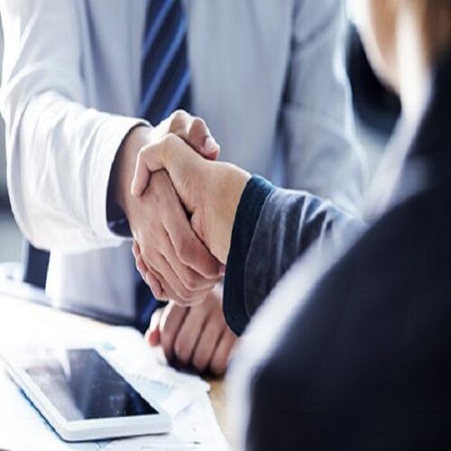 Chuyển giao dữ liệu trong trường hợp sáp nhập cần tuân thủ quy định nào?