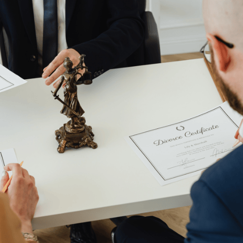 Giấy chứng nhận cổ phần bị mất: Cách xử lý và thủ tục xin cấp lại theo quy định pháp luật