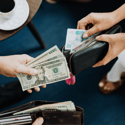 Cổ đông yêu cầu công ty mua lại cổ phần: Quyền lợi và thủ tục theo quy định pháp luật