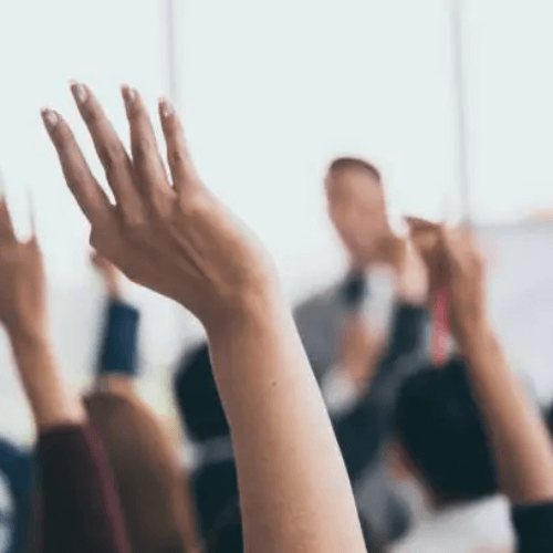 Cổ đông không được tham gia vào quyết định quan trọng: Khi nào bị hạn chế và xử lý ra sao?