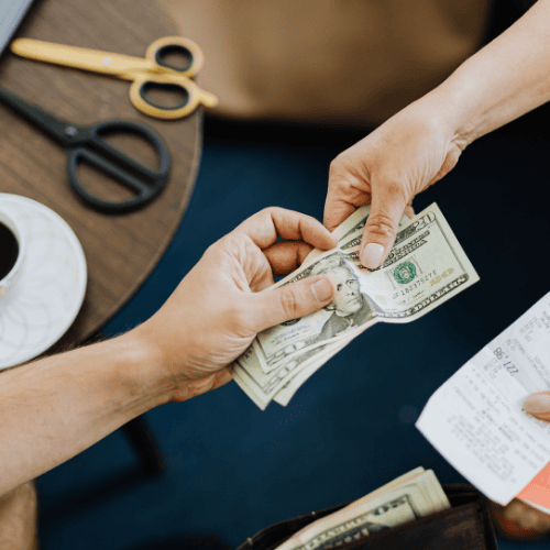 Không thanh toán đúng hạn cho cổ phần đã mua: Hậu quả pháp lý và cách xử lý theo quy định pháp luật
