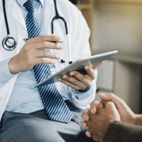 Không khám bệnh nghề nghiệp cho nhân viên môi trường độc hại: Rủi ro pháp lý nào doanh nghiệp đang đối mặt?