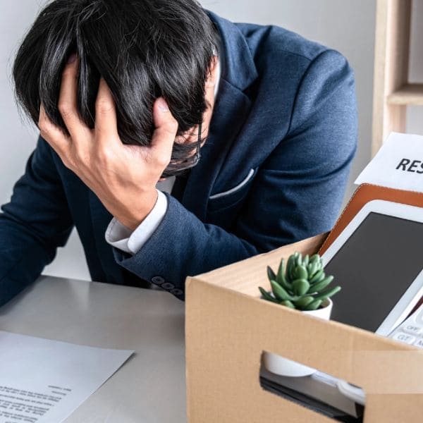 Doanh nghiệp cần xử lý như thế nào khi nhân viên nghỉ việc không lý do?