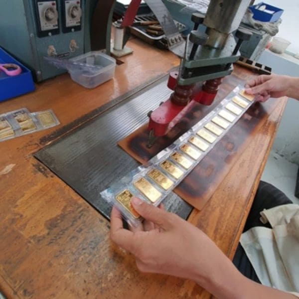 Nhận diện rủi ro và giải pháp pháp lý khi nhập lậu máy đúc vàng