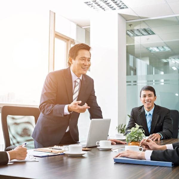 Hướng dẫn chi tiết về hợp đồng lao động cho giám đốc công ty
