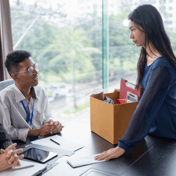 Những quy định cần biết và các lưu ý quan trọng khi tạm đình chỉ người lao động sai quy định