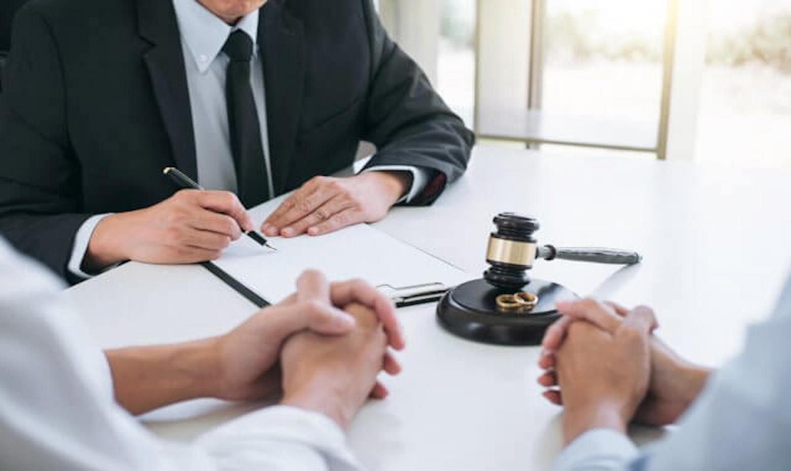 Hãy cùng tìm hiểu bài viết dưới đây để cùng hiểu thêm về phán quyết trọng tài thương mại! 