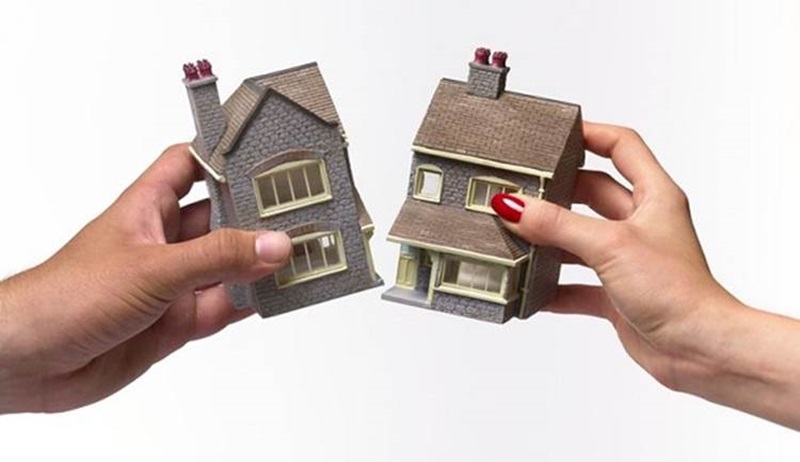 Thỏa thuận của vợ, chồng về việc bán tài sản chung được lập bằng giấy tay thì có giá trị pháp lý không?