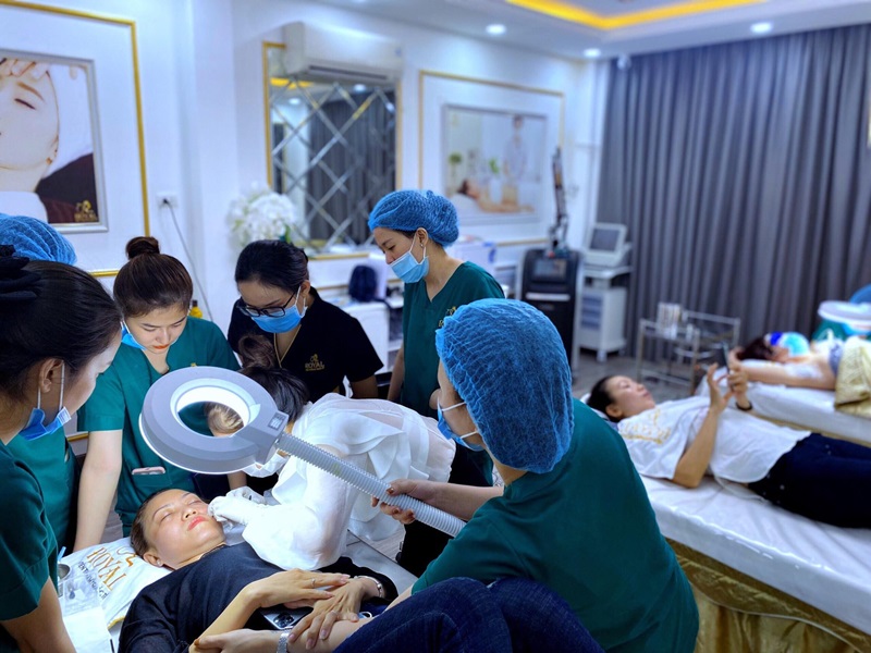 Các dịch vụ thẩm mỹ được cung cấp tại thẩm mỹ viện
