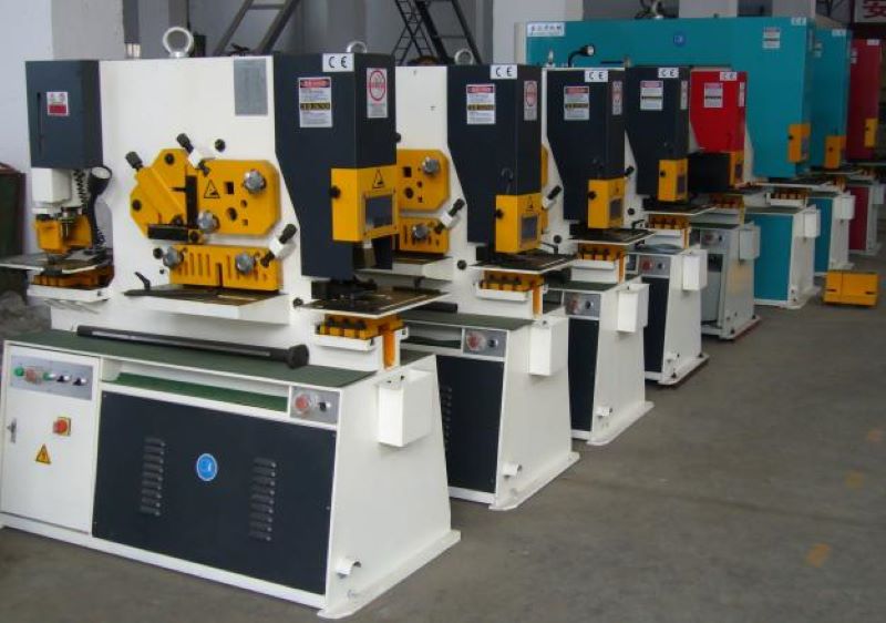 Giấy phép nhập khẩu là giấy phép bắt buộc phải có khi nhập khẩu máy móc