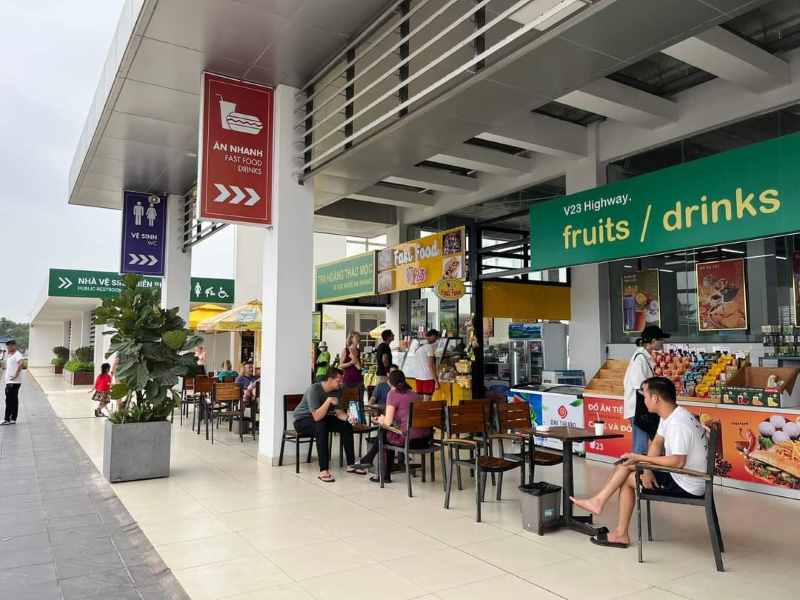 Mô hình kinh doanh dịch vụ ăn uống tại trạm dừng nghỉ là gì?