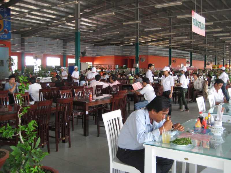 Quy định thời gian hoạt động kinh doanh dịch vụ ăn uống?