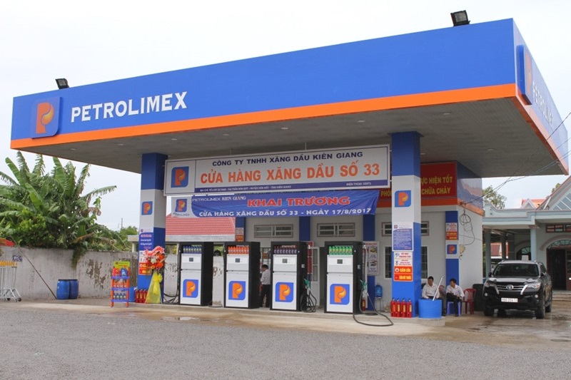 Thủ tục cấp giấy chứng nhận mở cửa hàng bán lẻ xăng dầu