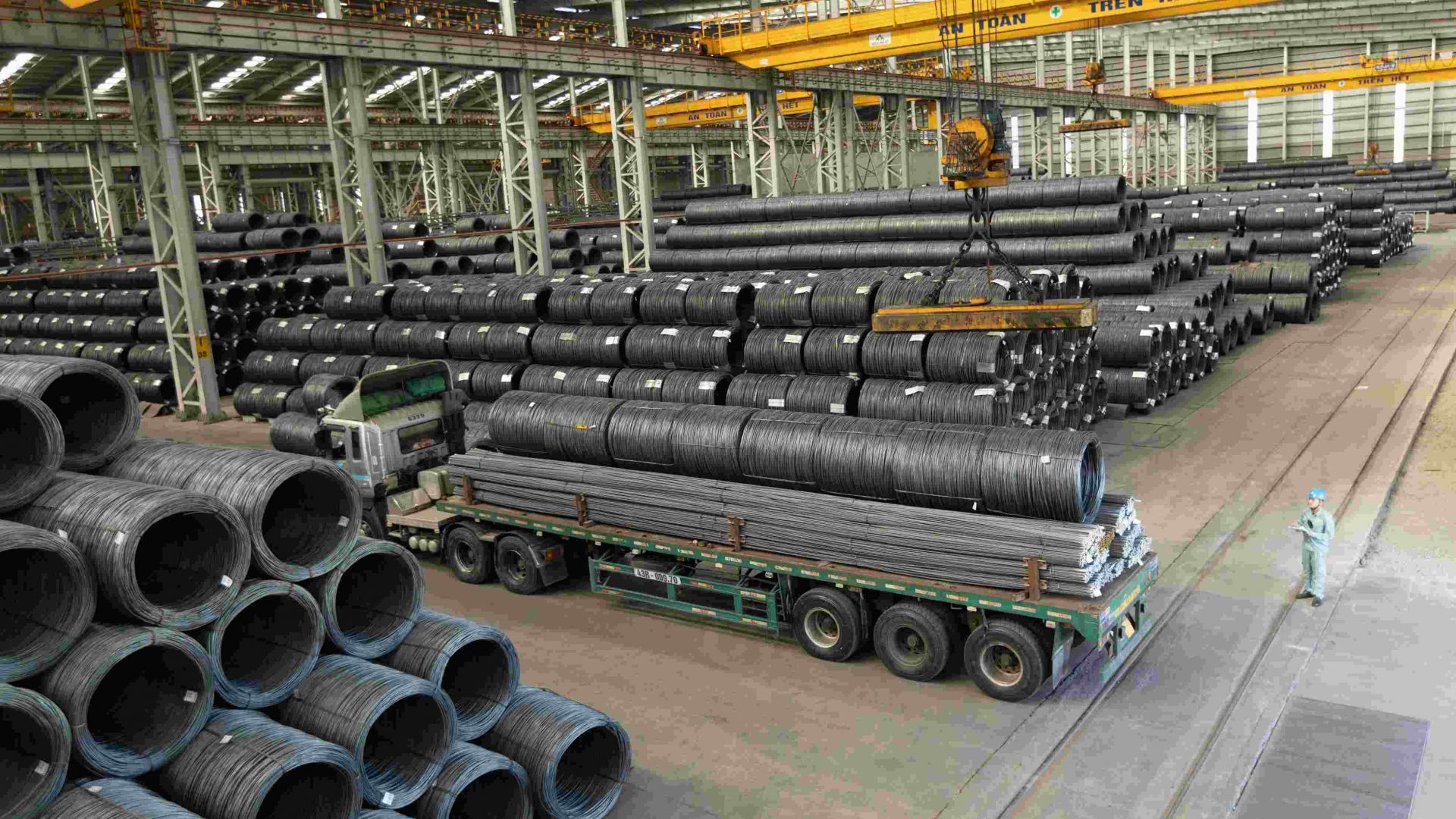 Các quy định liên quan đến nhập khẩu thép