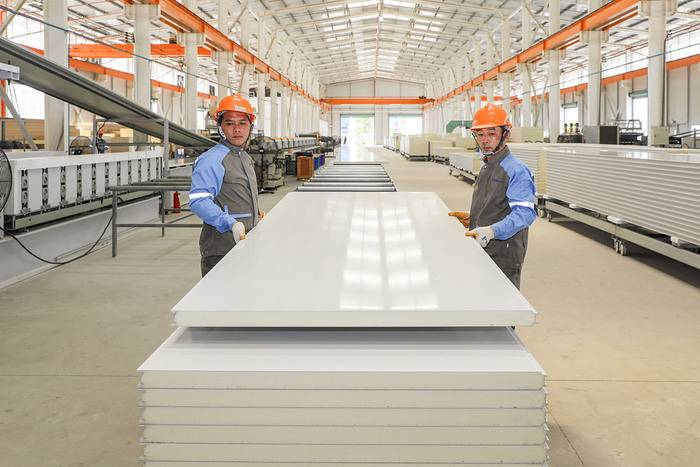 Tìm hiểu về hợp đồng mua bán vật liệu xây dựng