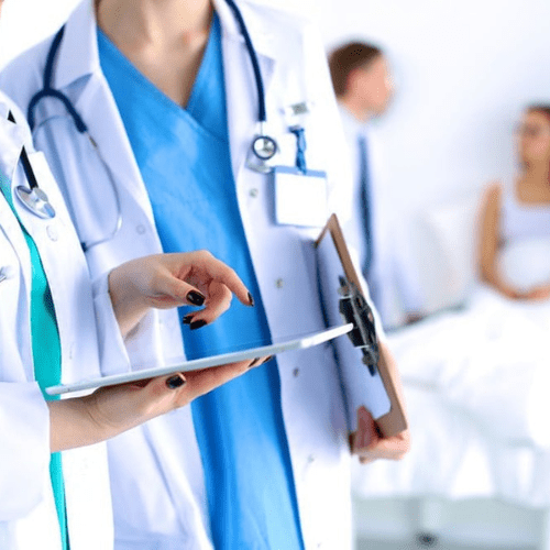 Chấm dứt hợp đồng thuê dịch vụ y tế là gì?