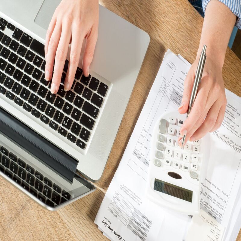 Quy định pháp luật phát sinh chi phí không được thỏa thuận