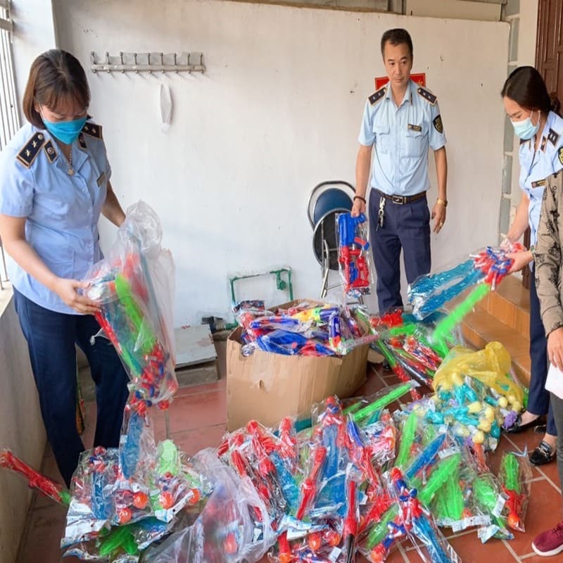 Thế nào là sản xuất đồ chơi trẻ em không đạt chuẩn?
