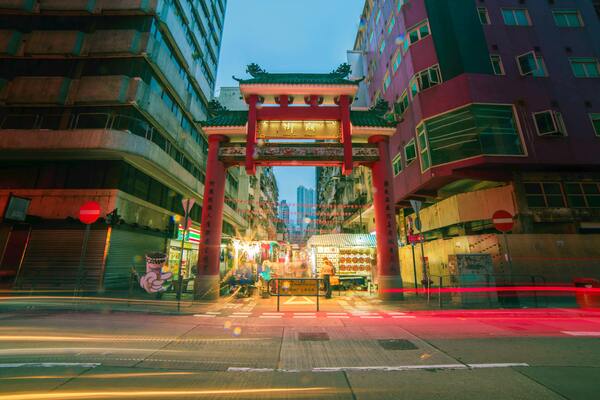 如何将货物出口到国外？