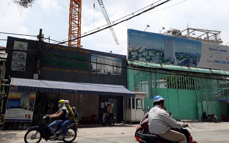 Dự án đầu tư hết thời hạn hoạt động và nhà đầu tư đáp ứng đủ các điều kiện nhưng tiềm ẩn khả năng gây ô nhiễm môi trường có được gia hạn hay không?