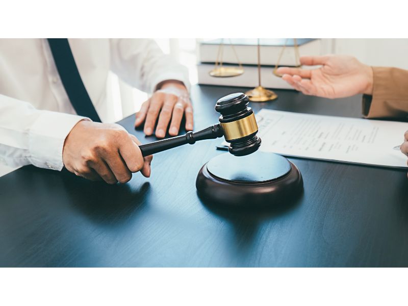 Ai sẽ là người chịu trách nhiệm đăng tải thông báo mời thầu lệ hệ thống mạng đấu thầu quốc gia