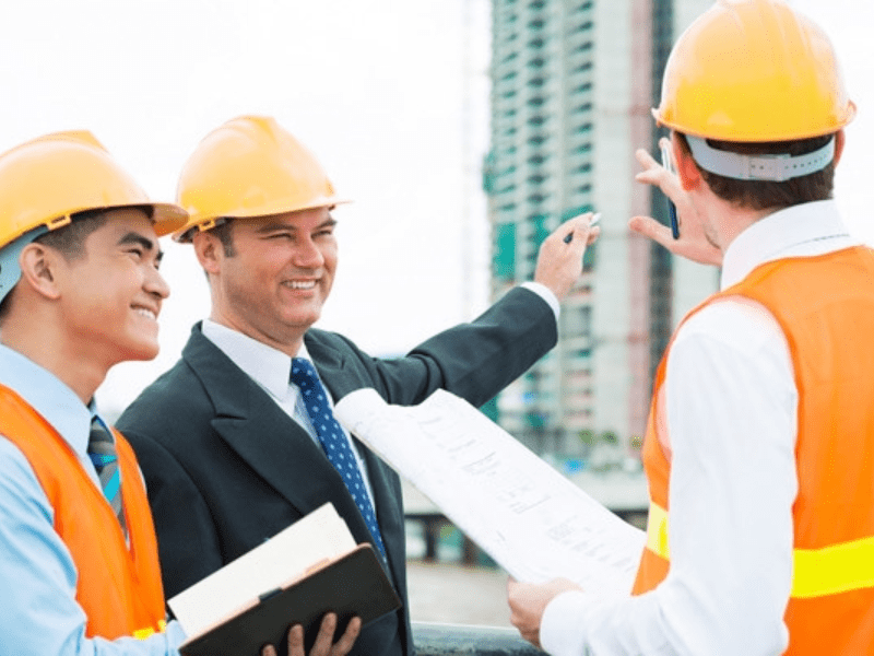 Tìm hiểu quy định về hợp đồng giữa chủ đầu tư và nhà thầu