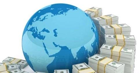 A globe surrounded by stacks of money

AI-generated content may be incorrect.