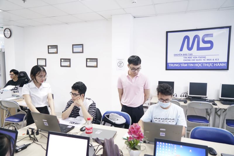 Tại sao phải xin giấy phép mở trung tâm tin học