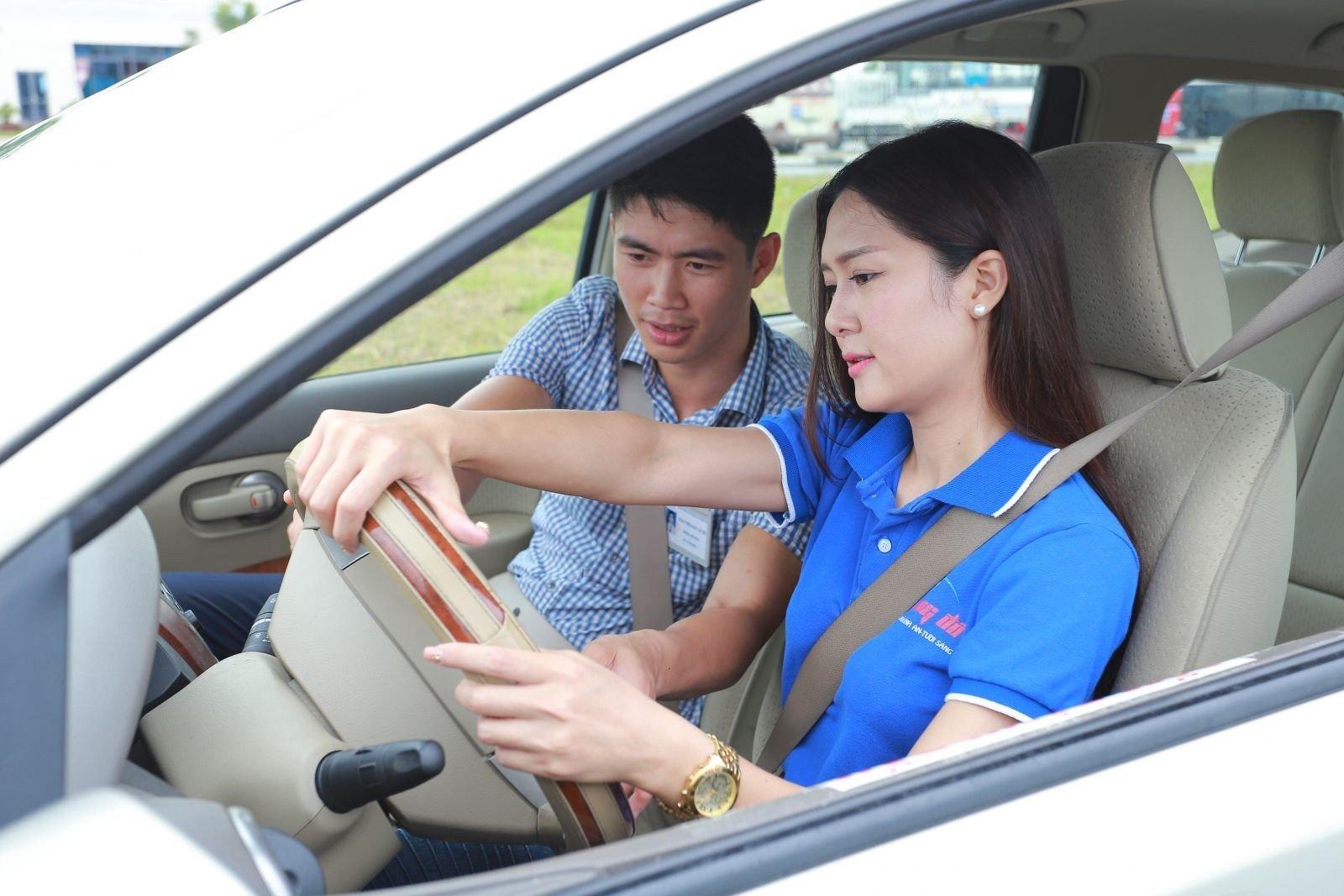 Thủ tục, hồ sơ xin cấp giấy phép xe tập lái