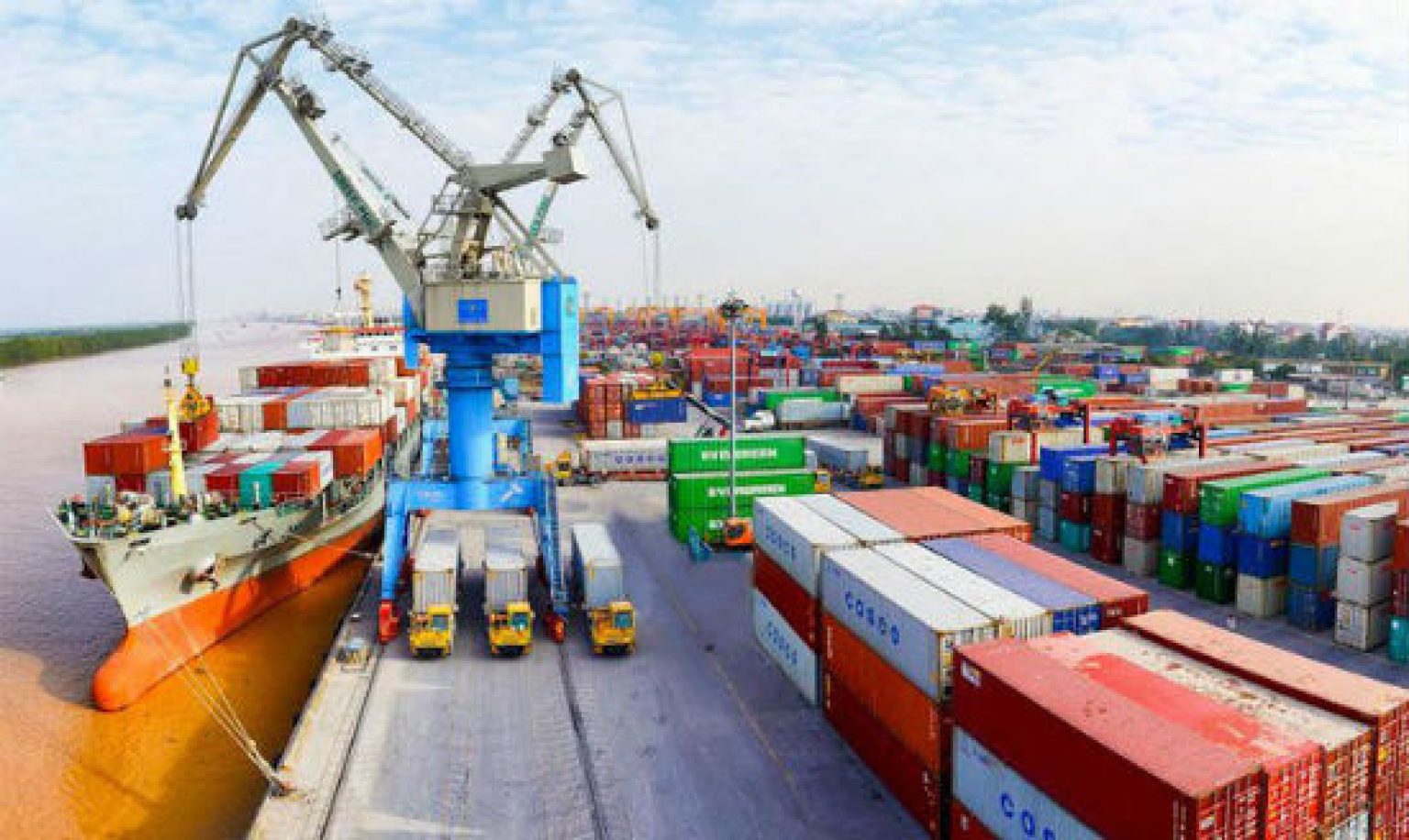 Vai trò của giấy phép nhập khẩu hàng hóa tân trang