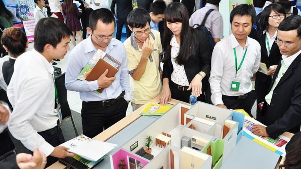 Nhu cầu kinh doanh dịch vụ môi giới bất động sản