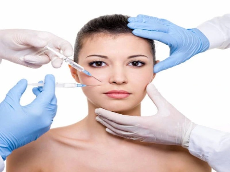 Pháp luật về giá dịch vụ thẩm mỹ xâm lấn