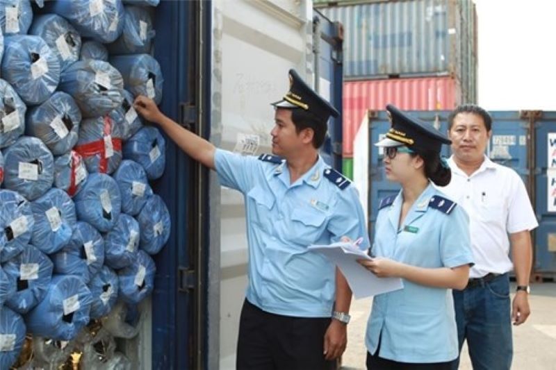Nhập khẩu phế liệu làm nguyên liệu sản xuất