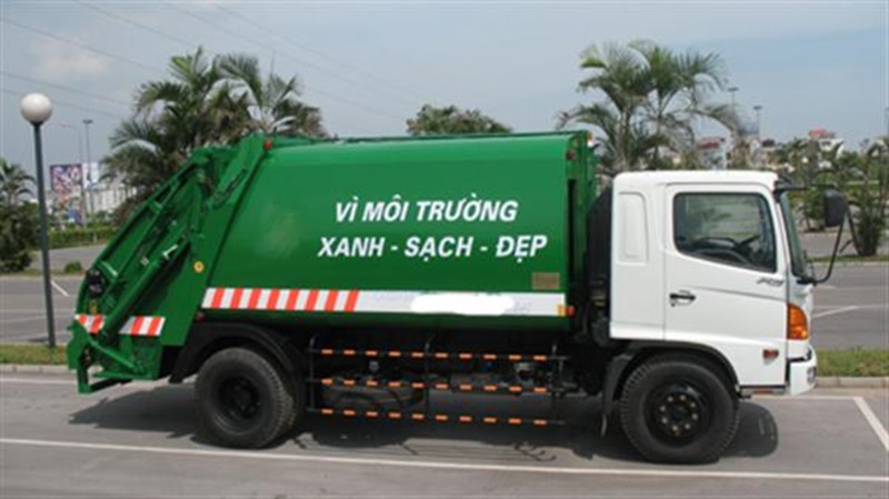 Thuê phương tiện vận chuyển chất thải nhưng đơn vị cho thuê vận chuyển hàng trái phép thì bên đi thuê có bị liên quan không?