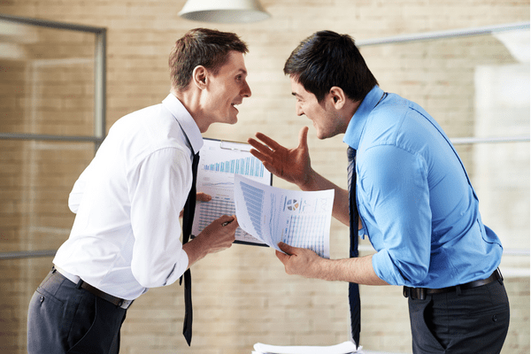 thương mại quốc tế, do nhiều nguyên nhân khác nhau như: pháp luật, ngôn ngữ, tập quán…