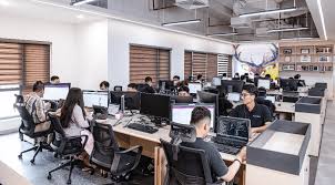 Có bắt buộc người đứng đầu cơ sở giảng dạy phải ký hợp đồng đào tạo theo học phần với học viên không?