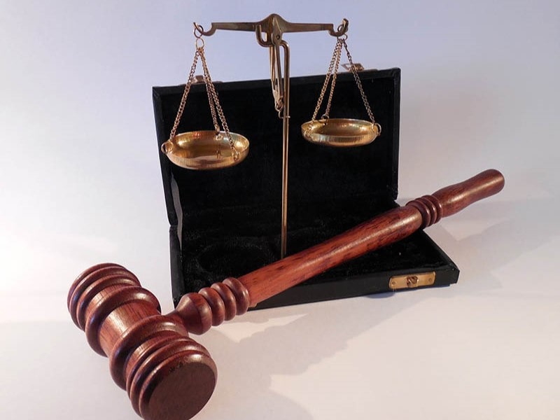 Những vấn đề pháp lý liên quan đến đệ đơn lên trung tâm trọng tài quốc tế