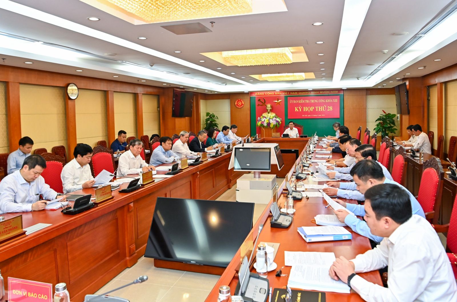 Đảng viên bao che vi phạm