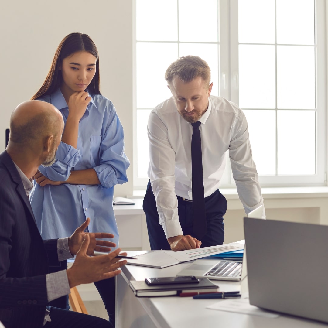 Quy định pháp luật về xử lý các vấn đề liên quan đến điều khoản không cạnh tranh