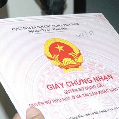 Có những rủi ro pháp lý nào khi thay đổi quyền sở hữu đất đai liên quan đến di sản?